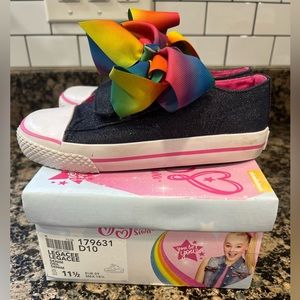 JoJo Siwa Sneakers with Rainbow Bow Kids Size 11.5 🌈